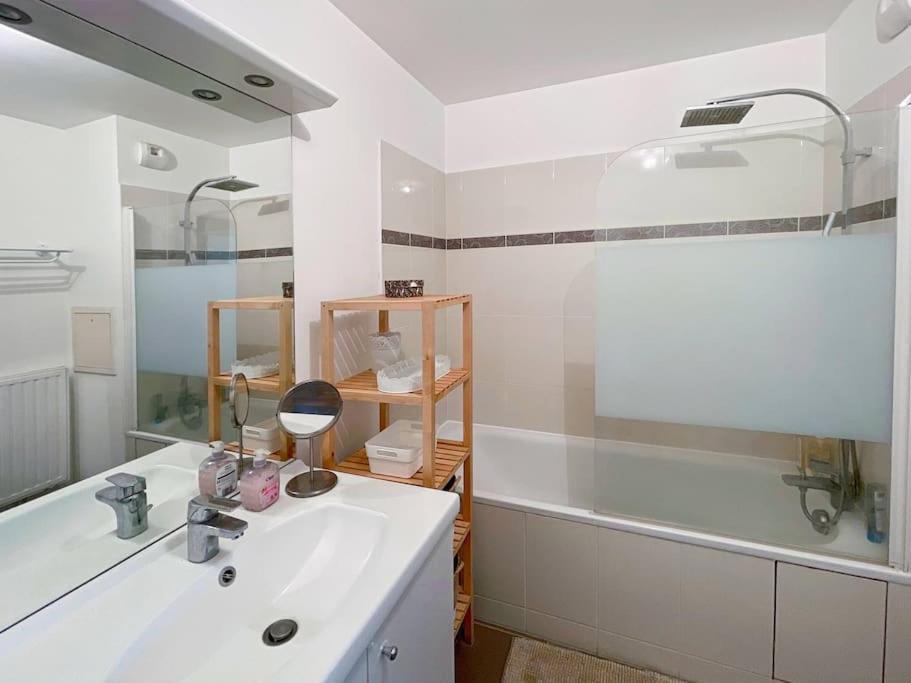 Le Chanteloupien - Appartement Pour 6 Proche Disneyland Paris מראה חיצוני תמונה