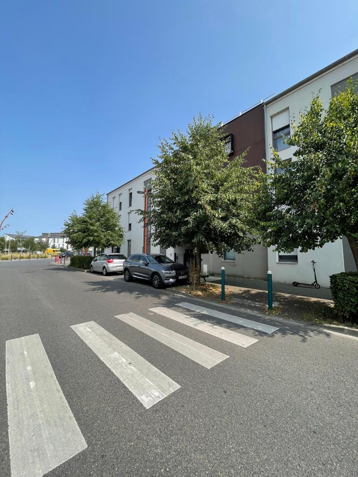 Le Chanteloupien - Appartement Pour 6 Proche Disneyland Paris מראה חיצוני תמונה